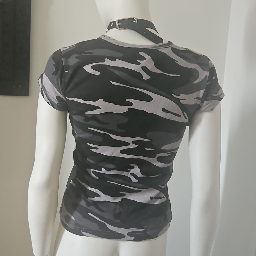 Y2k Grey Camo Shirt - Picture 5 of 7